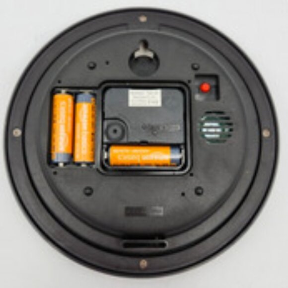 NIB ~ Mark Feldstein's Barking Dog Sounds 8-inch Clock, Black, 12 Popular Breeds - Picture 13 of 14